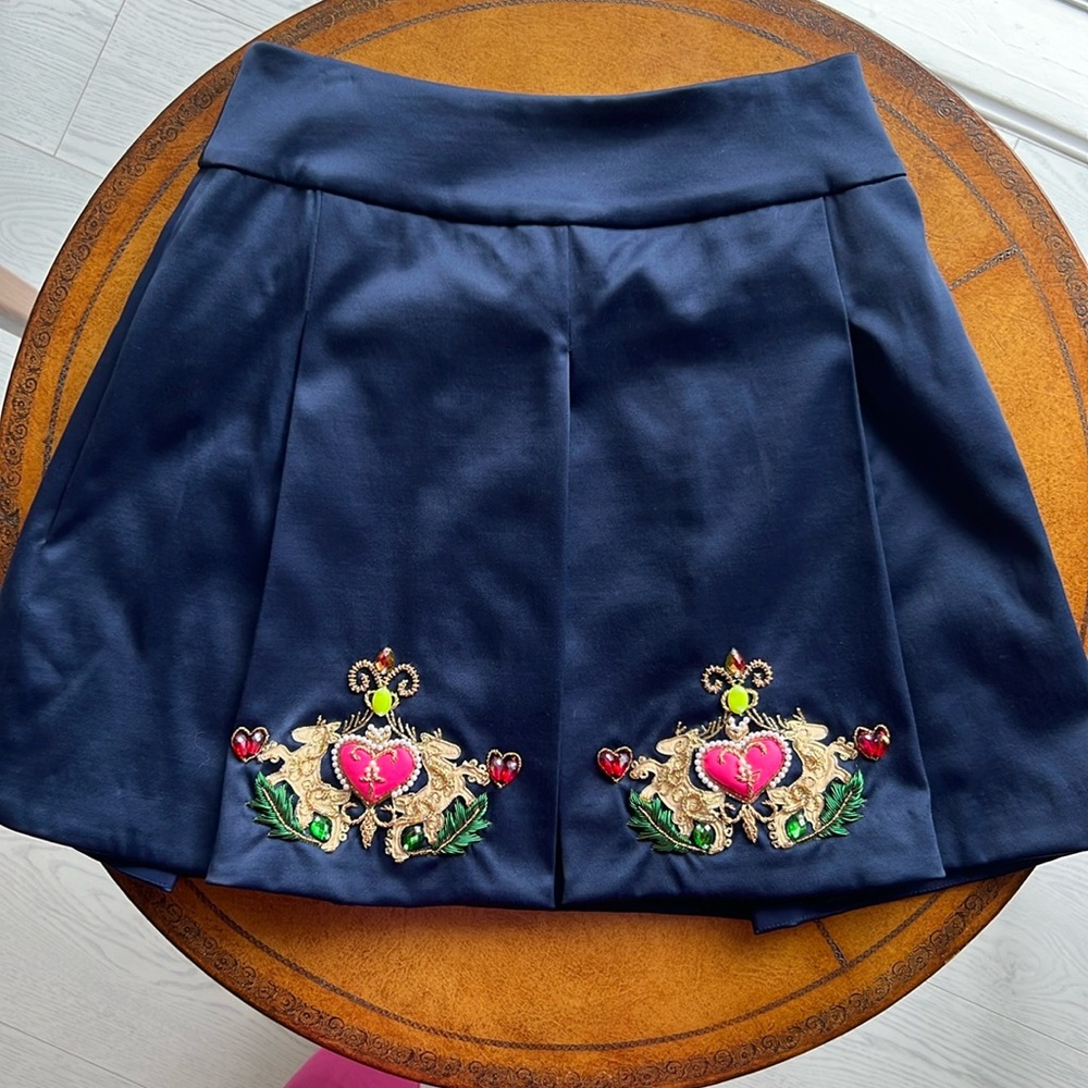 Stunning designer skirt!